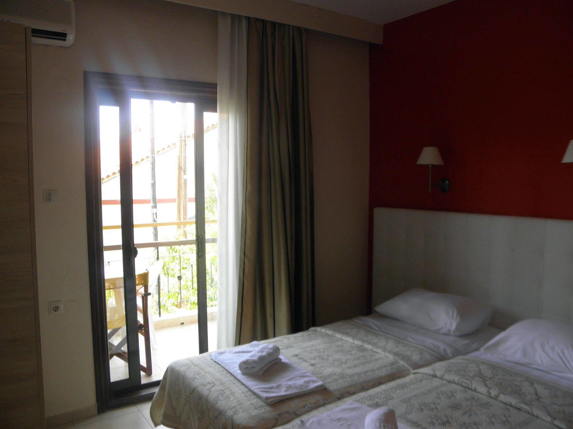 אואוראנואופולי Makedonia Hotel מראה חיצוני תמונה